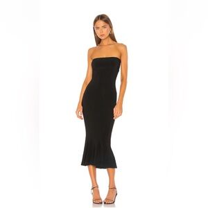 NORMA KAMALI, STRAPLESS FISHTAIL DRESS